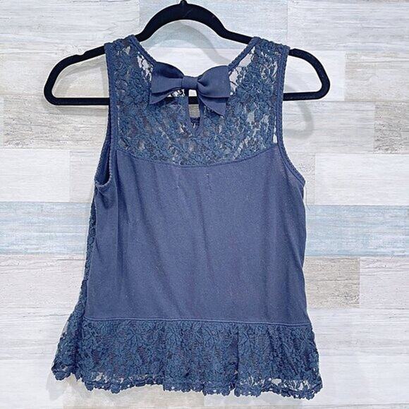 ABERCROMBIE & FITCH Lace Peplum Sleeveless Blouse Navy Blue Cotton Womens Small - Picture 2 of 5